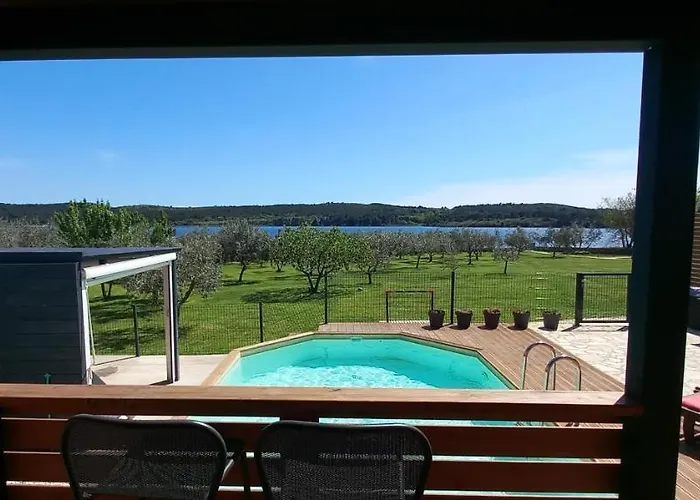 House Beta With Pool, Jacuzzi, Playground & Bbq In An Olive Grove With A Beach, Pomer - Istria *