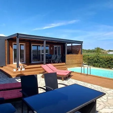 House Beta With Pool, Jacuzzi, Playground & Bbq In An Olive Grove With A Beach, Pomer - Istria 別荘 プーラ
