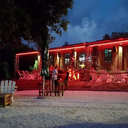 House Beta With Pool, Jacuzzi, Playground & Bbq In An Olive Grove With A Beach, Pomer - Istria * プーラ