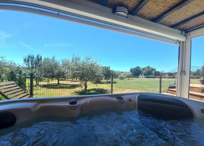 Holiday home Beach House Beta With Pool, Jacuzzi, Playground & Bbq In An Olive Grove With A Beach, Pomer - Istria