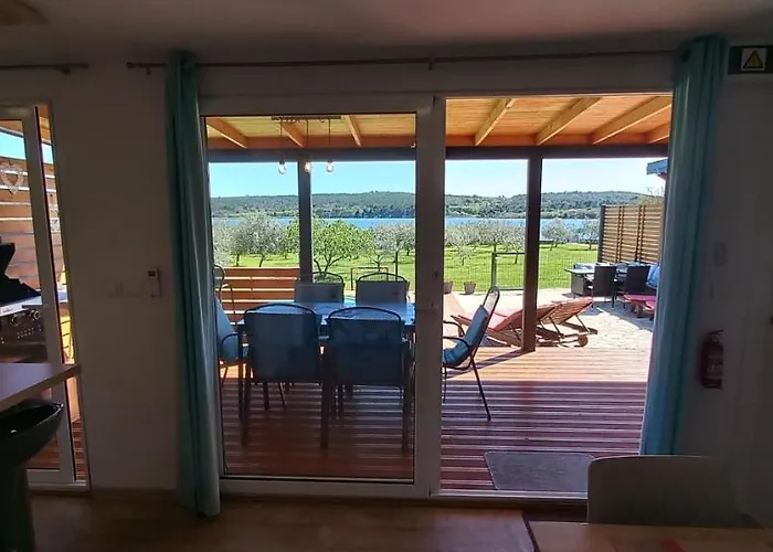 Beach House Beta With Pool, Jacuzzi, Playground & Bbq In An Olive Grove With A Beach, Pomer - Istria * Pula