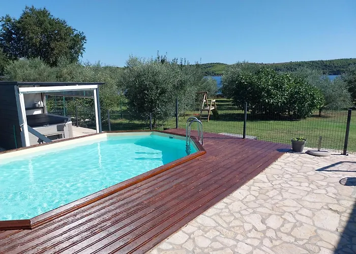 Holiday home Beach House Beta With Pool, Jacuzzi, Playground & Bbq In An Olive Grove With A Beach, Pomer - Istria *