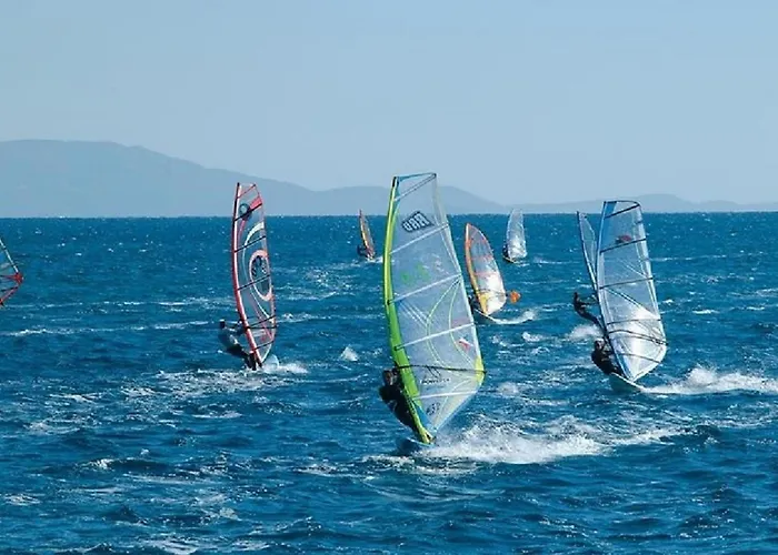 Holiday home Beach House Beta With Pool, Jacuzzi, Playground & Bbq In An Olive Grove With A Beach, Pomer - Istria